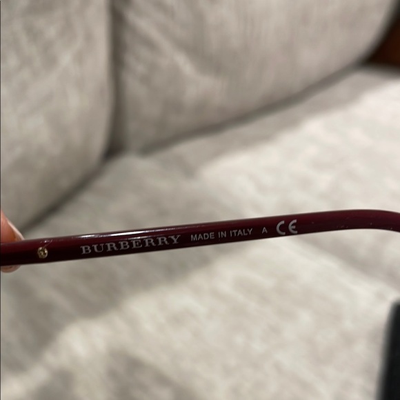Authentic Burberry Stylish Brown Sunglasses - Picture 2 of 4